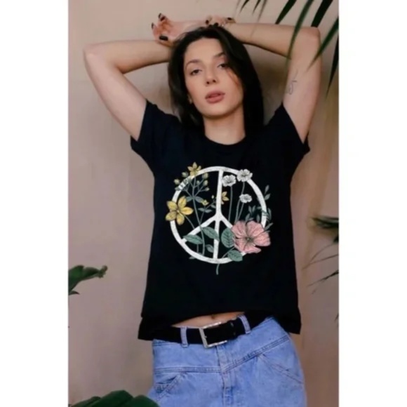 Black Boho Floral Peace Sign Graphic Tee - Picture 3 of 3